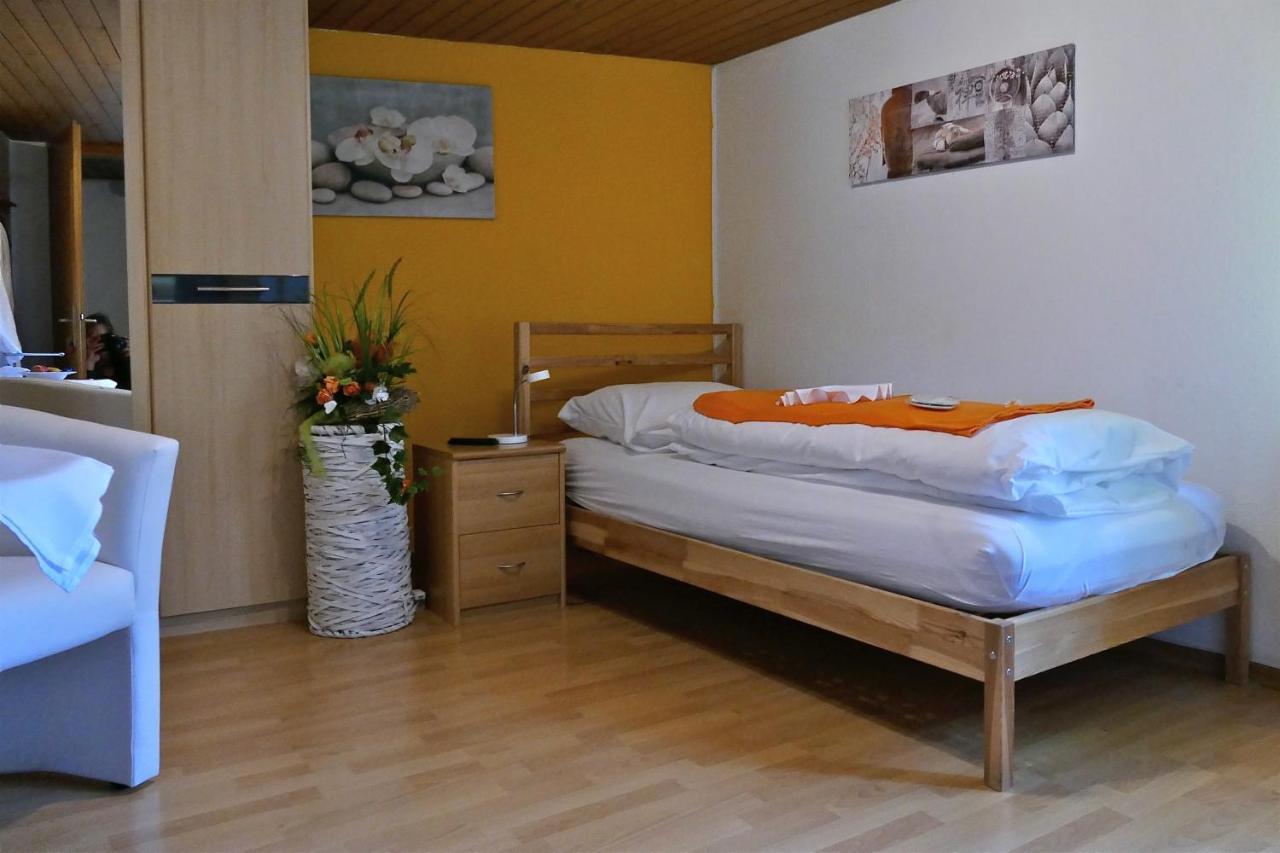 Freihof Embrach Bed & Breakfast Ngoại thất bức ảnh